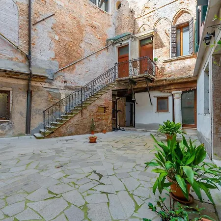 Cannaregio Romantic View Apartment Venezia Esterno foto